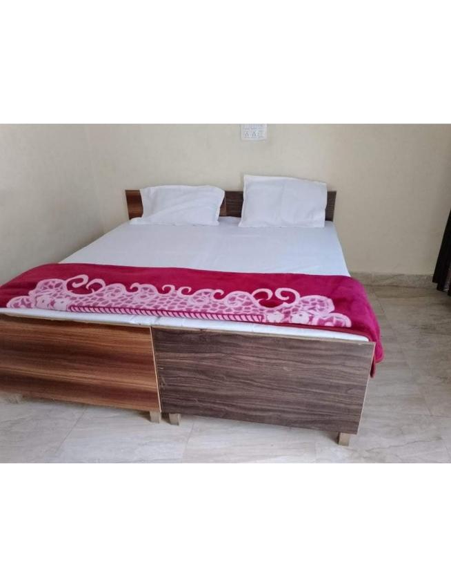 Amit Residency, Kedarnath Road, sersi