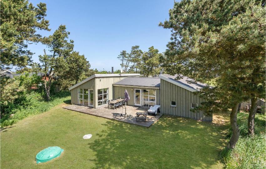 Holiday Home Borgo San Dalmazzo 74 with Hot tub