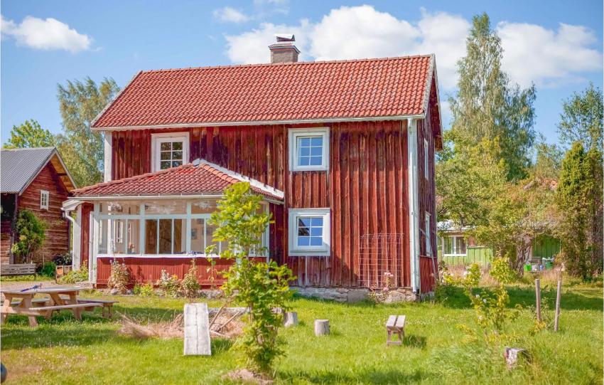 Awesome home in Mariannelund with 3 Bedrooms, Sauna and WiFi