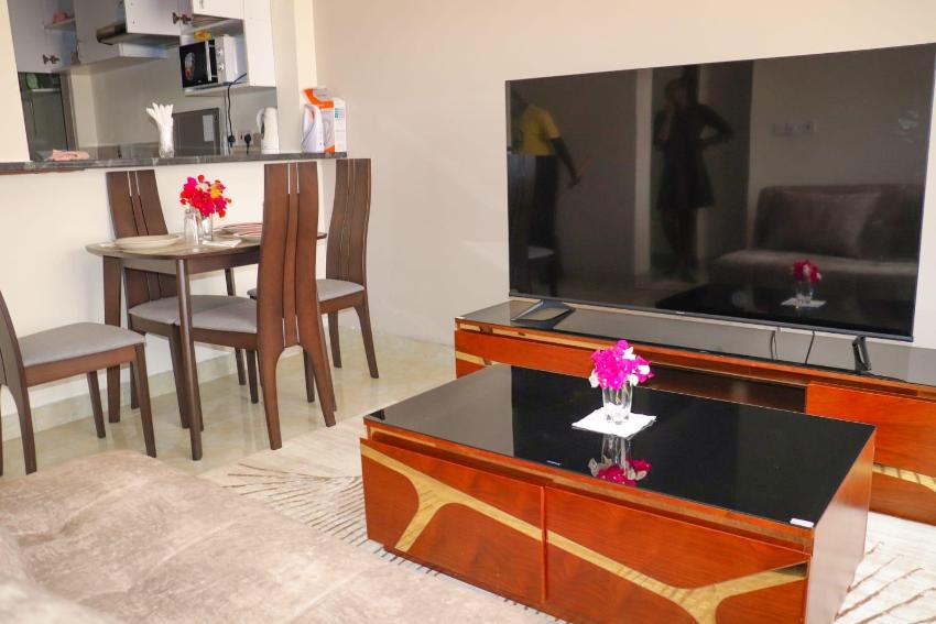 3 Bedrooms Apartment B3-102