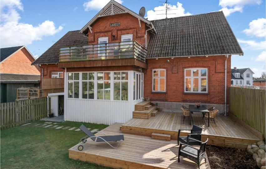 Stunning apartment in Hillerd with WiFi and 2 Bedrooms