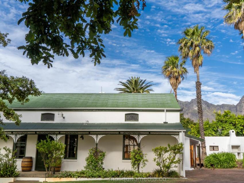 Mellasat Wines - The Shiraz Cottage