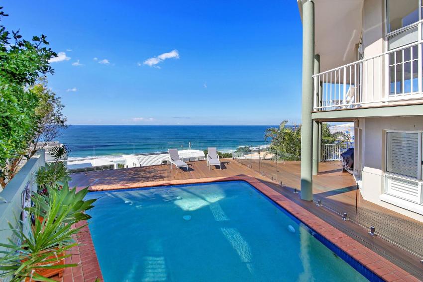 10 Mona Vista Court, Coolum Beach