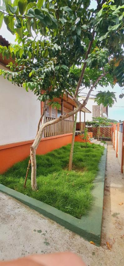 Moradia magnífica na linha do Equador