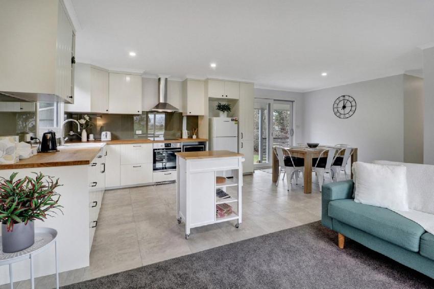 Katta Cottage: Family Accommodation Mansfield