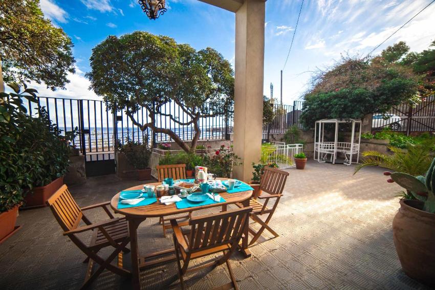 Holiday home Agatina