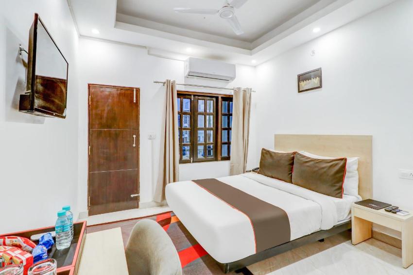 Collection O 79138 Collection O Hotel Premier Inn