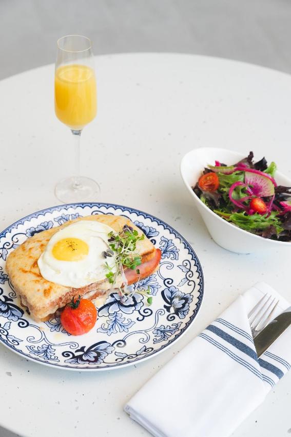 Delta Hotels Calgary Airport In-Terminal