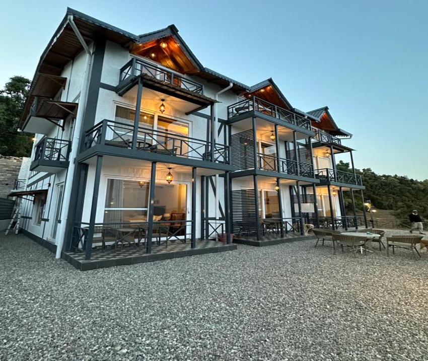 Tudor House Mukteshwar