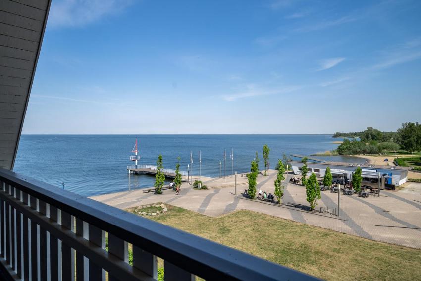 App Kapitänsdeck 415 am Müritzufer