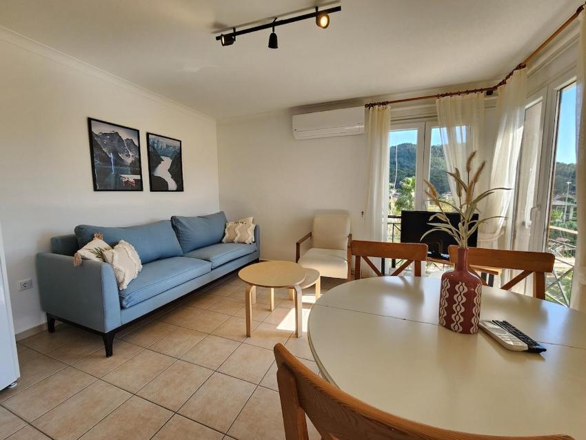 Apart Palm 32 with Share Pool