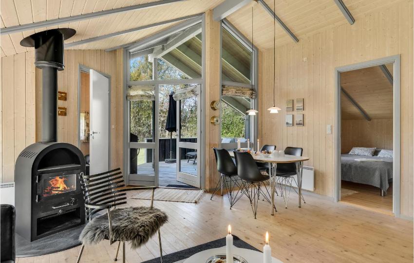 Three-Bedroom Holiday Home in Grasted