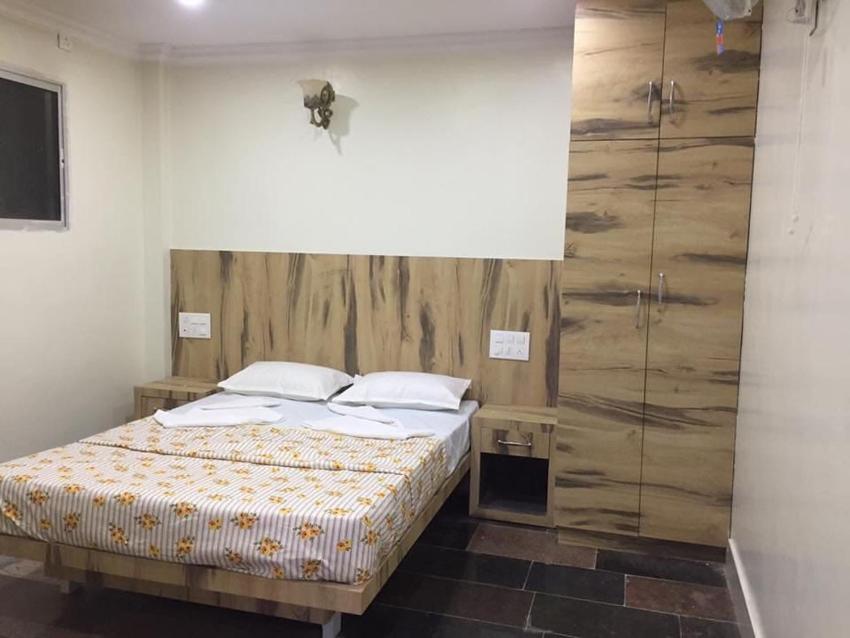 Empire Lodge and Service Appartments