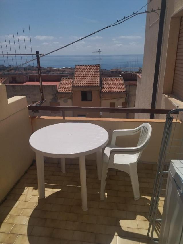 Appartamento con terrazza, vista panoramica sul mare