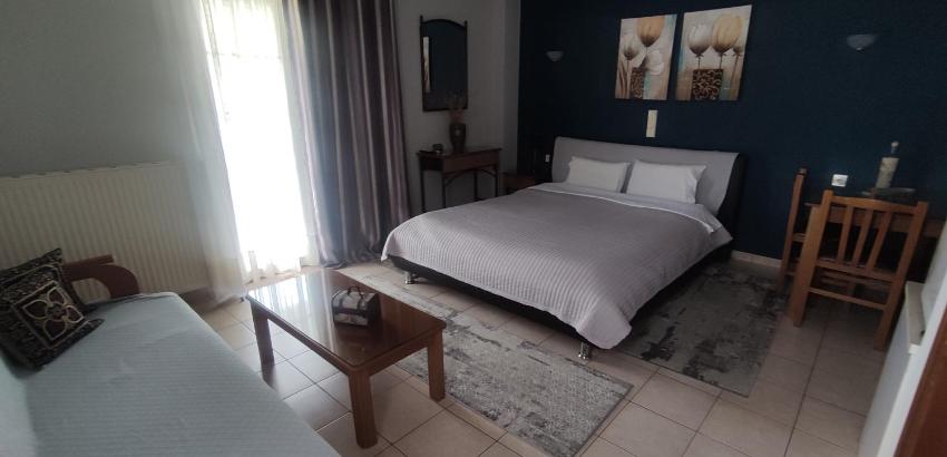 Zisis Garden Studios