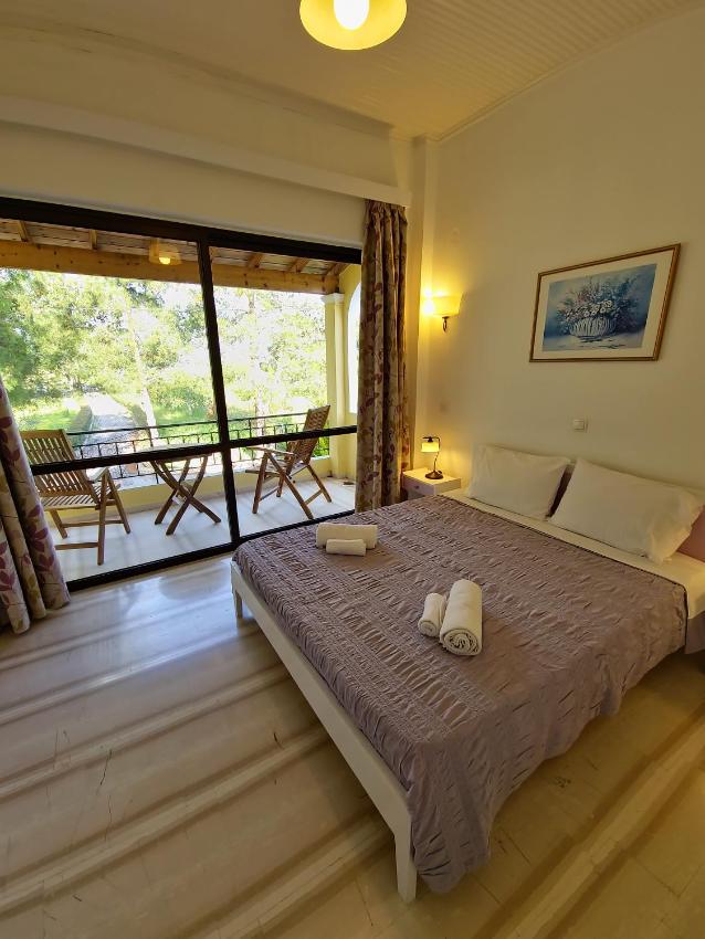 Alexandra Apartment 9