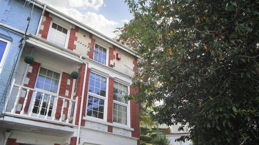 Langland Road Apt, Langland