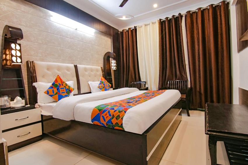 Treebo Trend Nature Peace