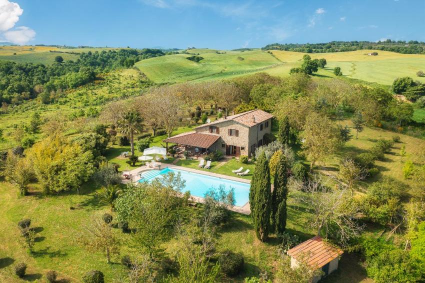 IL NOCETO 8, Emma Villas