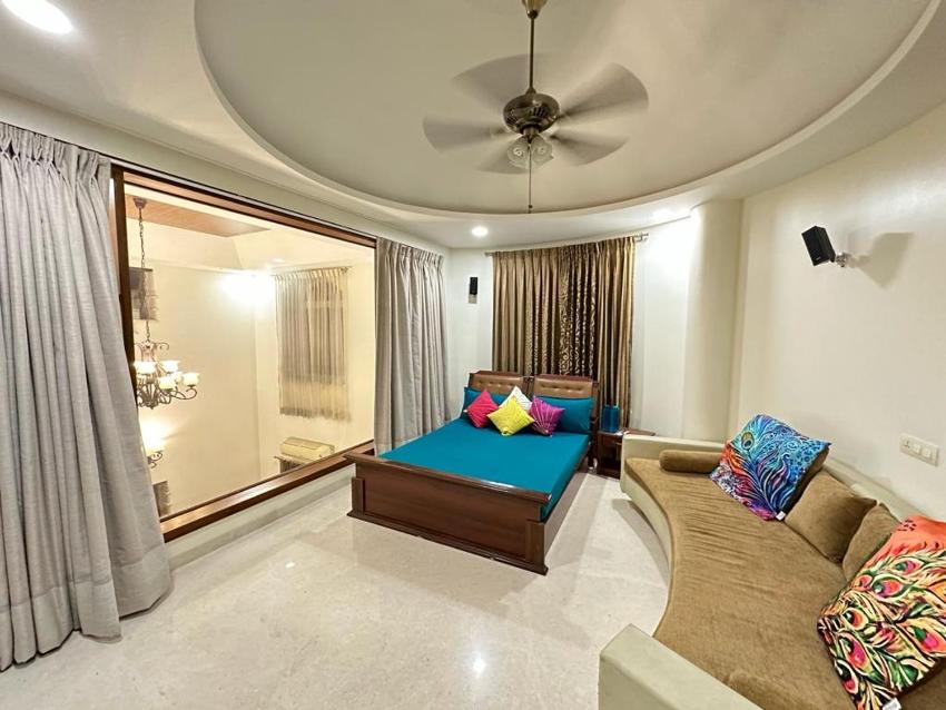 White Villa Suites