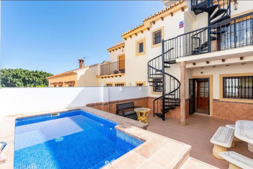 Playas Almayate y Montañas