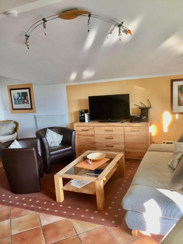 Zeesenhaus-5-im-Ferienpark-Seedorf-mit-Seeblick