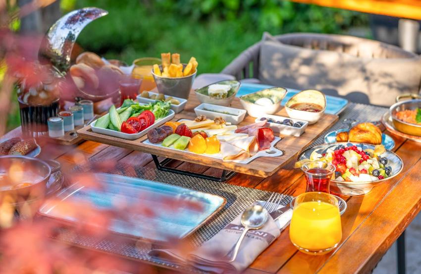 Lugal, A Luxury Collection Hotel