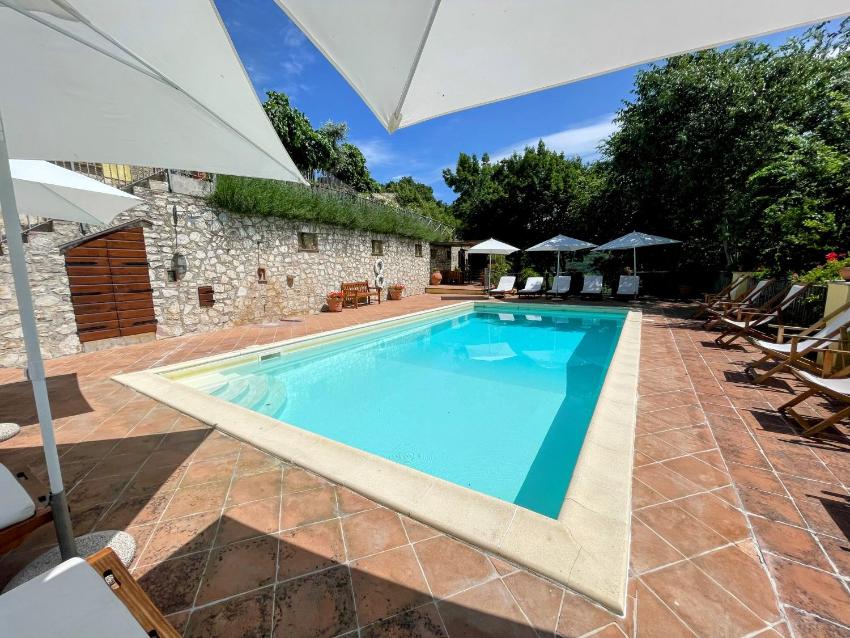 Spoleto Splashwhole Private Villagesleeps 20Discounted May June Sept Oct 4
