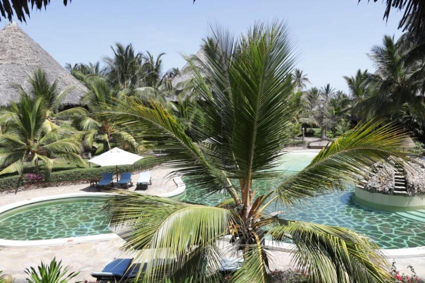 Baharini Beach Stays