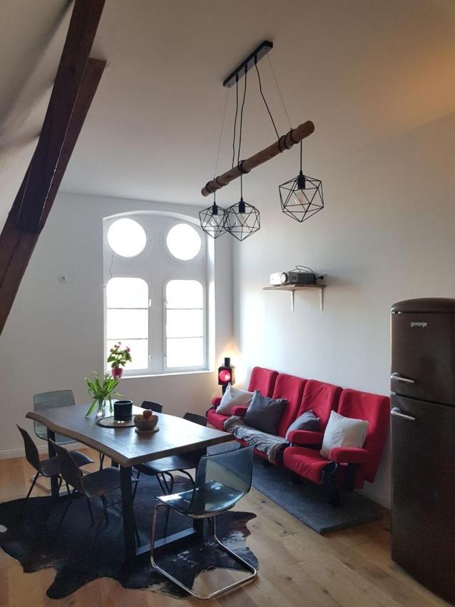 Wohnen wie im Schloss! Alter Bahnhof Kruft