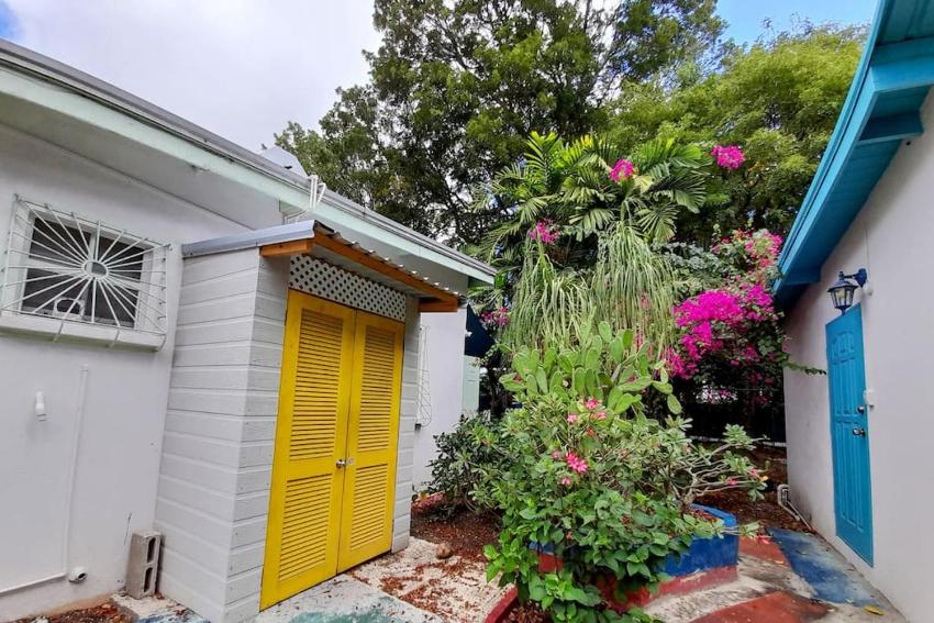 Kismet Garden Cottages - Dover Beach