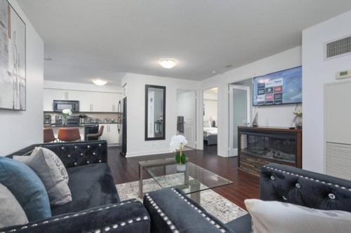 Spacious 2 Bedroom 2 Bath Condo Square One