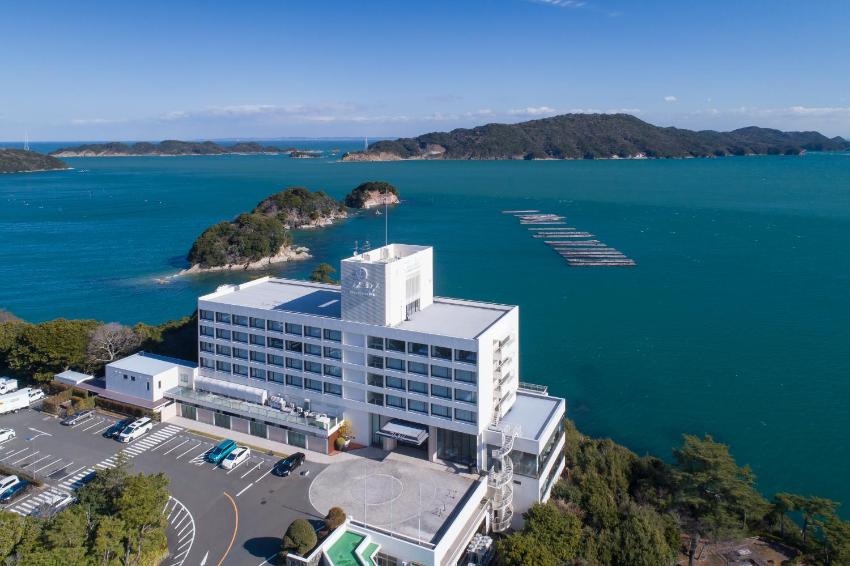 Toba International Hotel