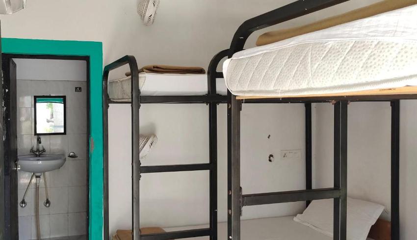 HosteLaVie - Varanasi