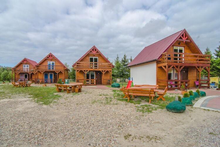 Holiday cottages in a quiet area, Mielenko