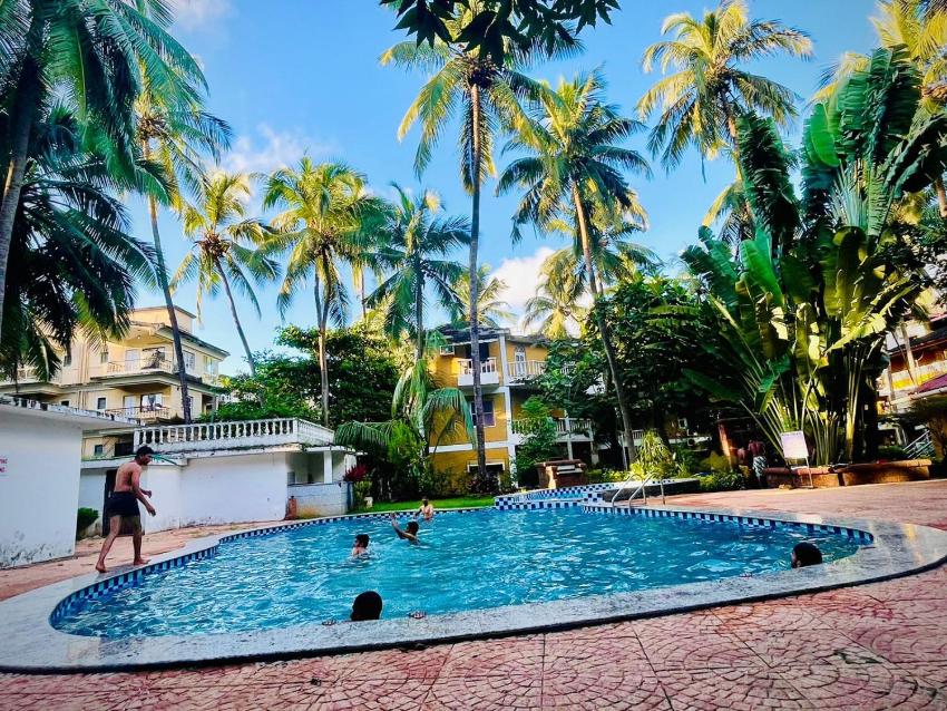 LUSHY DAYS PALM RESORT