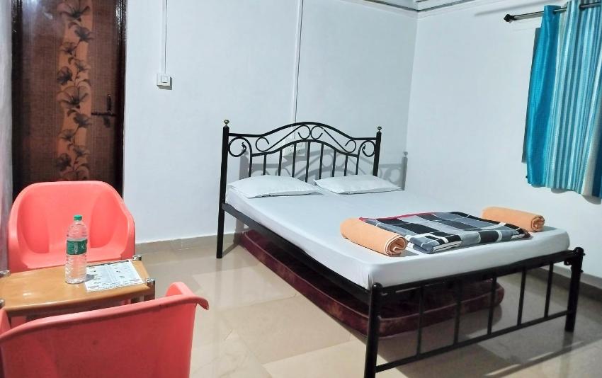 Dubbanashasi beach stay