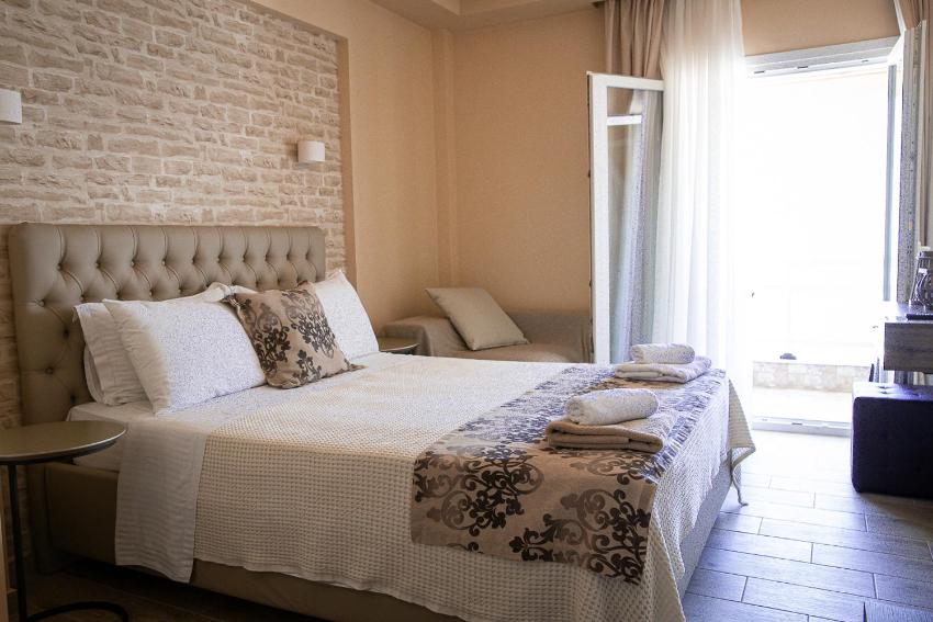 Luxury Plateia Rooms