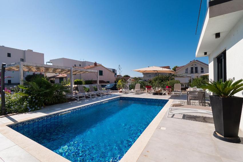 Apartments Villa Adriana II