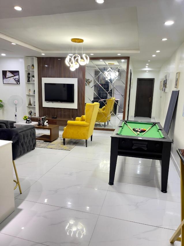 Luxury and Spacious Two Bedroom Apartment