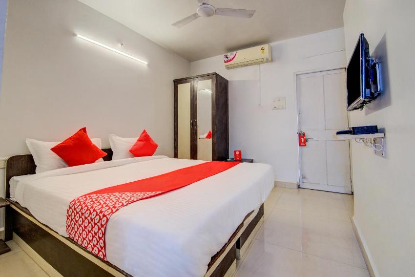 OYO Hotel G Residency Near INOX