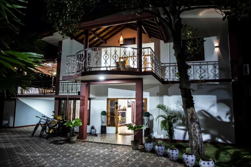 Golden Star Guest House