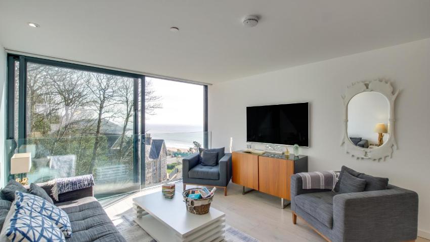 Beach Rocks, Langland