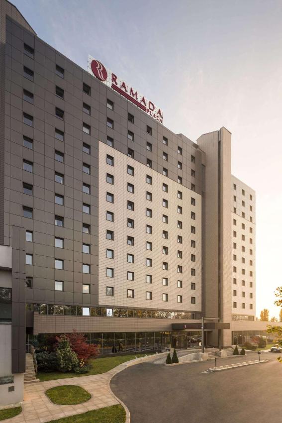 Ramada Plaza by Wyndham Bucharest
