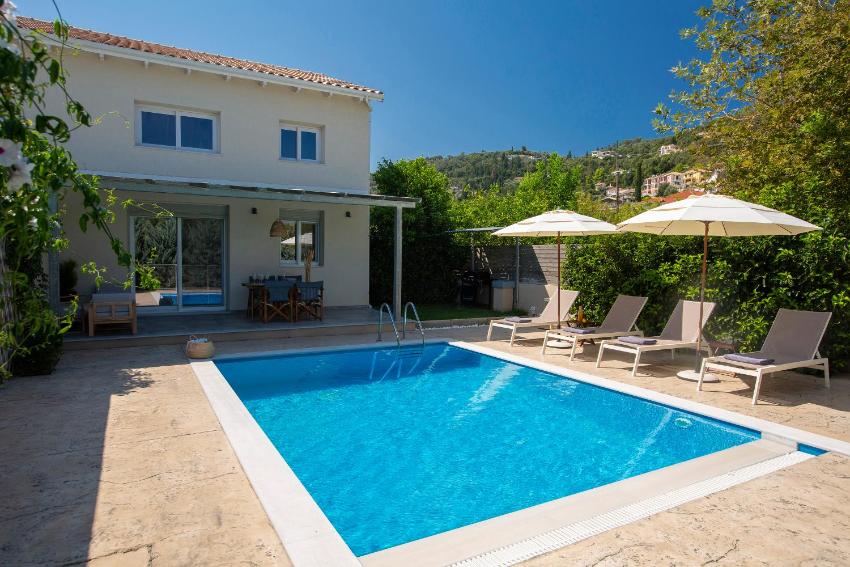 Grappolo Lefkada Villas - Athiri, 5 min from wonderful Ai Giannis beach & Lefkada town