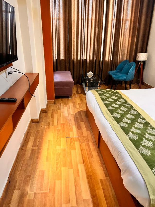 Staybook - Shivdev New Delhi Railway Station