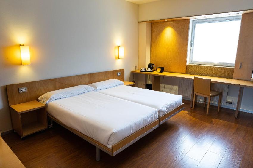 Kyriad Direct ETH IRUN