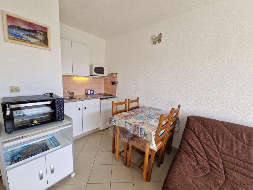 Studio Châtelaillon-Plage, 1 pièce, 4 personnes - FR-1-706-10