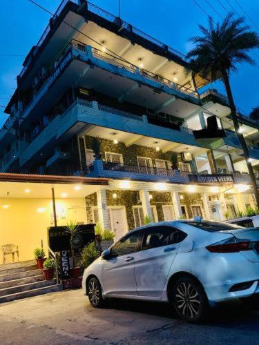 EMINENCE - PALM RESIDENCY - Mount Abu - 1 KM FROM NAKKI LAKE