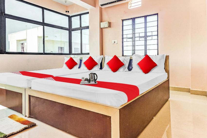 Flagship Hotel Always Welcome